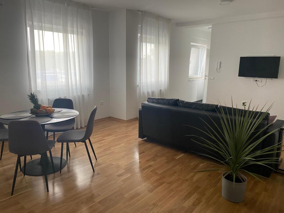 Apartament Penthouse West S Varaždin Zewnętrze zdjęcie